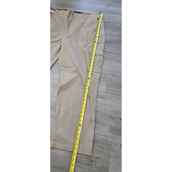 NEW Architect Active Flex Straight Leg Cargo Pants Men's 40x30 Beige Flat Front - Picture 13 of 13